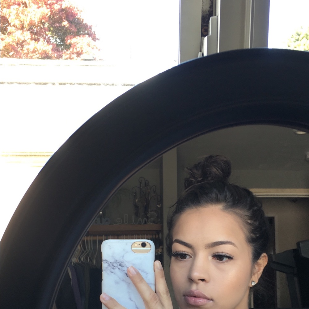 Meet your Posher, Nery